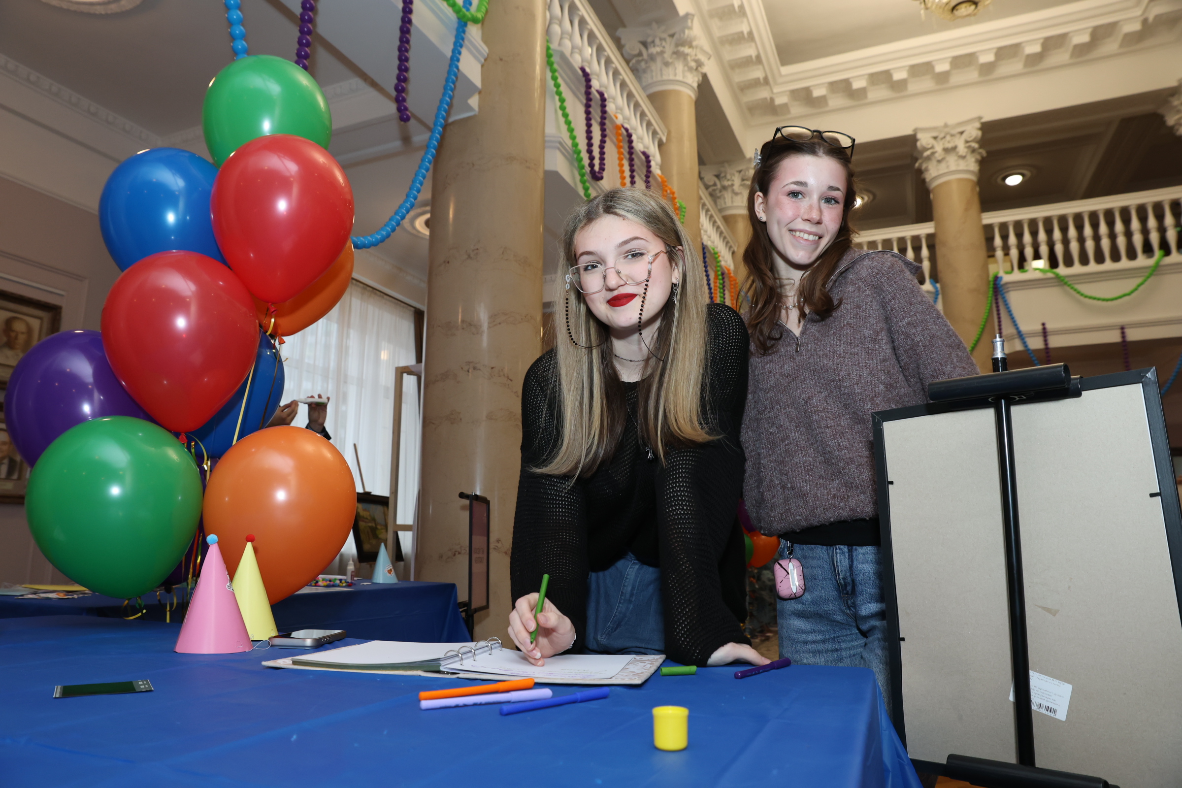 Vivid Celebrations, Memories, and Cotton Candy: Financial University Celebrates Its Anniversary